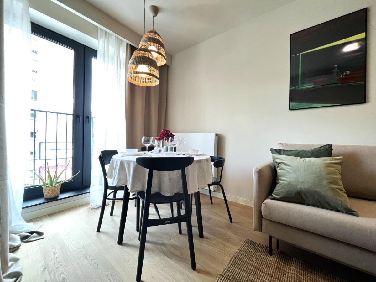 Wyszynskiego Apartment - Self Check-In 20H - Parking &Lift Вроцлав Екстер'єр фото