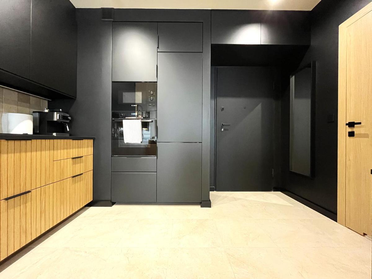 Wyszynskiego Apartment - Self Check-In 20H - Parking &Lift Вроцлав Екстер'єр фото