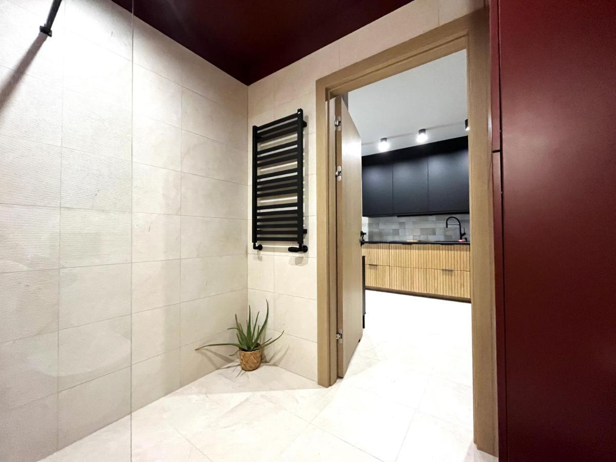 Wyszynskiego Apartment - Self Check-In 20H - Parking &Lift Вроцлав Екстер'єр фото
