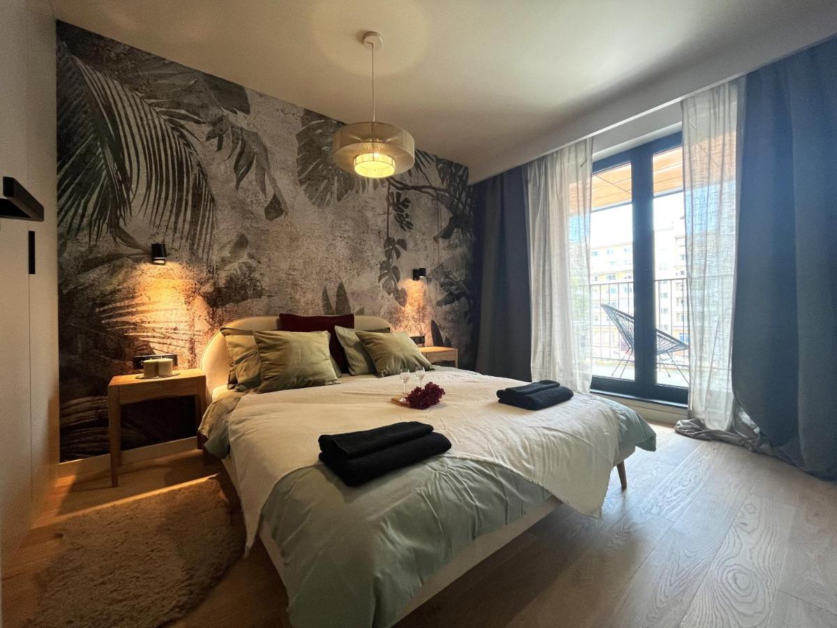 Wyszynskiego Apartment - Self Check-In 20H - Parking &Lift Вроцлав Екстер'єр фото